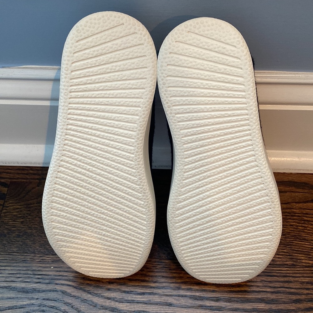 Brand new Allbird slip on lounger - Picture 4 of 4